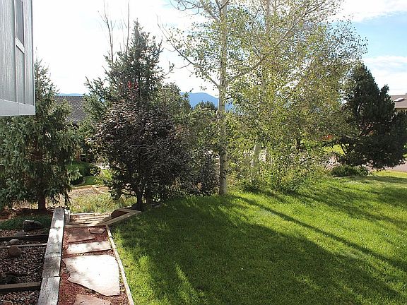 5th image of 685 Wuthering Heights Dr