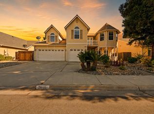 2693 E Lester Ave, Fresno, CA 93720