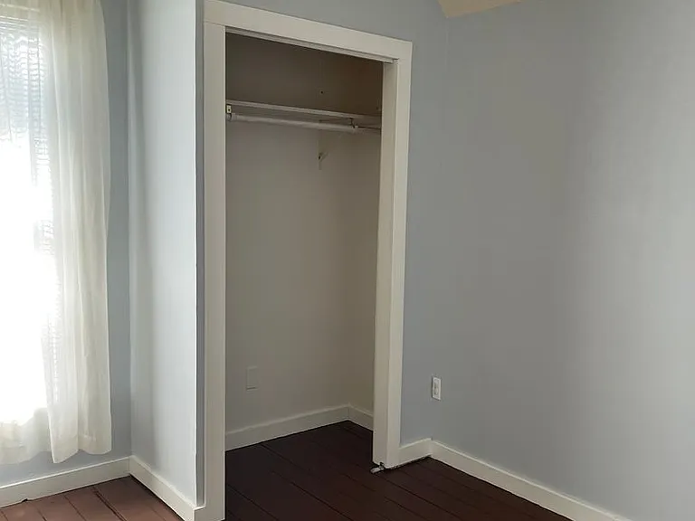 325 NW Pine St — Photo 19