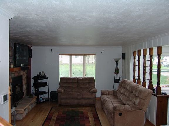 4th image of 226 Waverly Pl