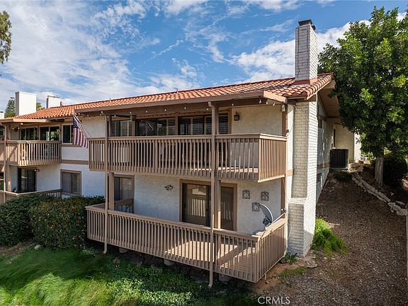 3rd image of 8052 Valle Vis