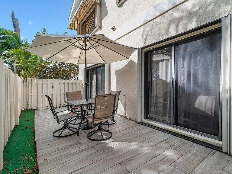 820 Bella Vista Ct S #20 — Photo 15