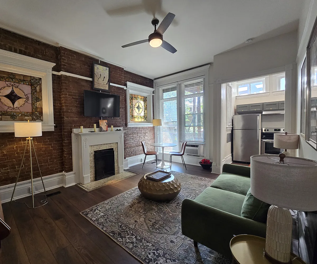 Building Photo - 1468 S 4th St #2