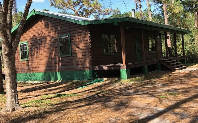 1st image of 4000 Eiland Dr