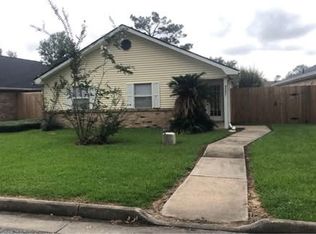 4557 Summerdale St, Lake Charles, LA 70605