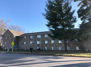 751 W Benton St APT 20, Iowa City, IA 52246