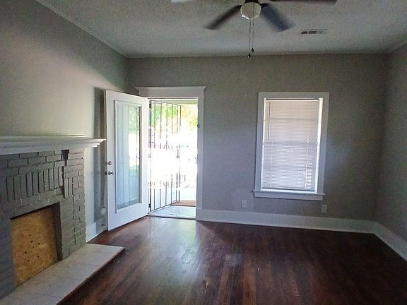 4th image of 1436 Maplewood St