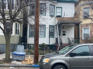 413 E 18th St, Paterson, NJ 07524
