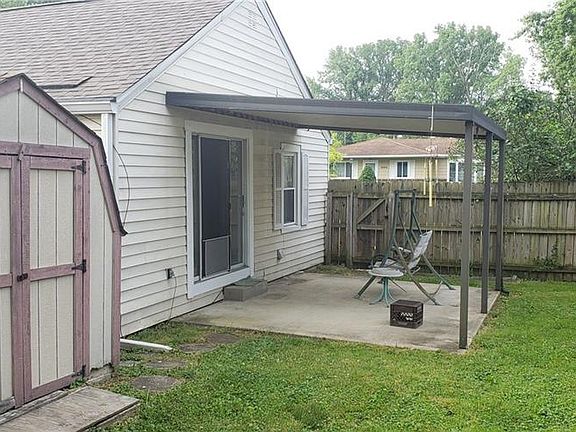 2nd image of 9102 Ben Hur Ave