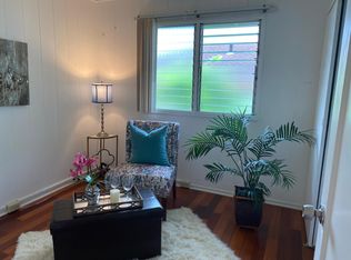 1318 Wanaka St, Honolulu, HI 96818
