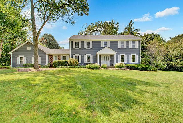 1st image of 36W144 Sturgis Ct