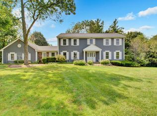 36W144 Sturgis Ct, West Dundee, IL 60118