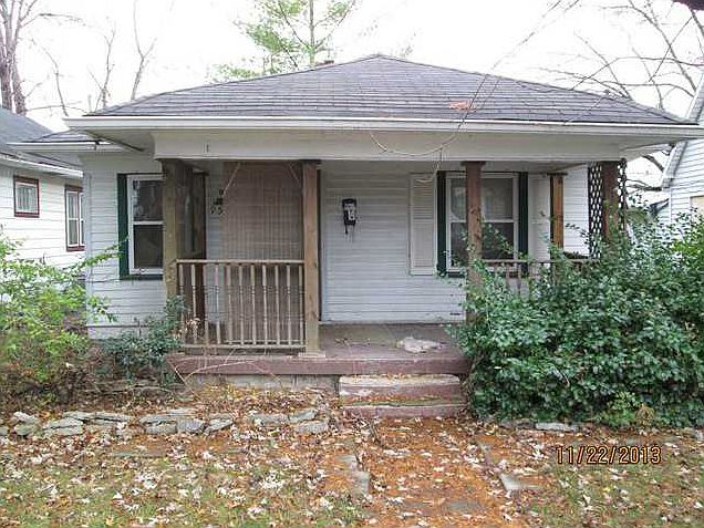 1st image of 954 N Drexel Ave