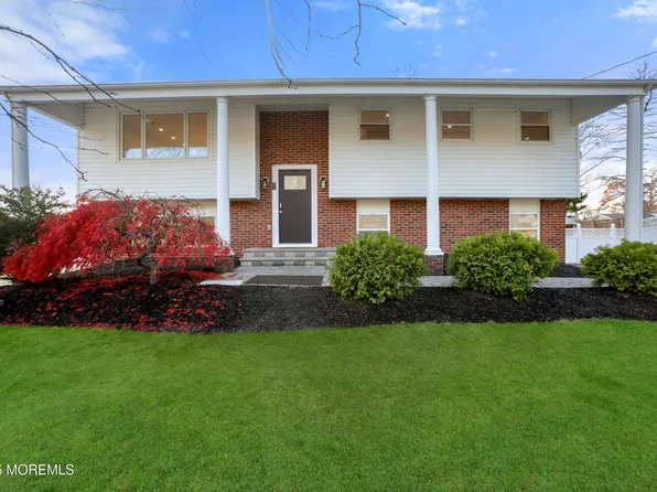 71 E Connecticut Concourse, Jackson, NJ 08527