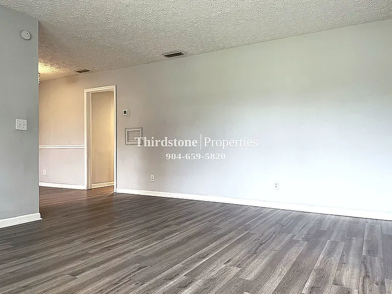4403 Harlow Blvd — Photo 6