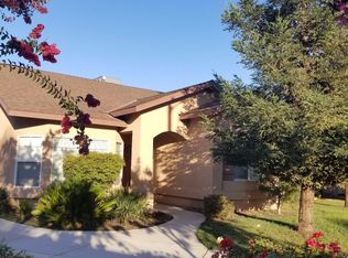 1884 N Jessica Ct, Farmersville, CA 93223