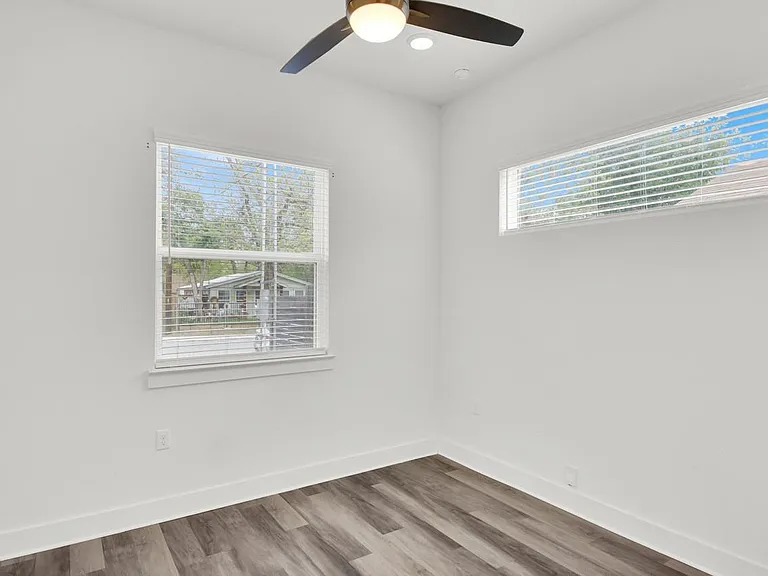 6325 Ponca St #B — Photo 15