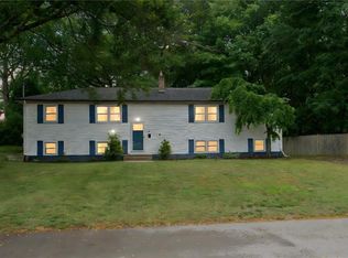22 Riverdale Rd, Westerly, RI 02891