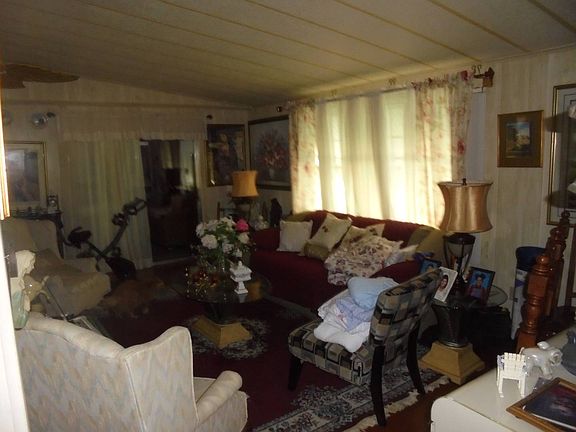 3rd image of 2114 Greymont Dr