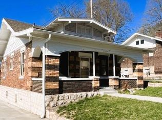 11204 Burton St, Sugar Creek, MO 64054