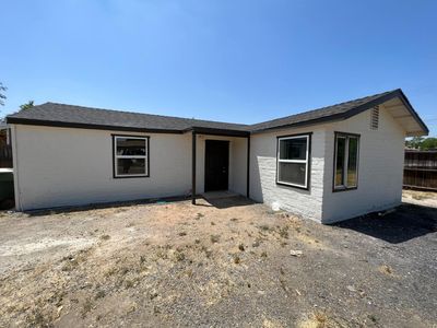 209 8th St, Orange Cove, CA, 93646