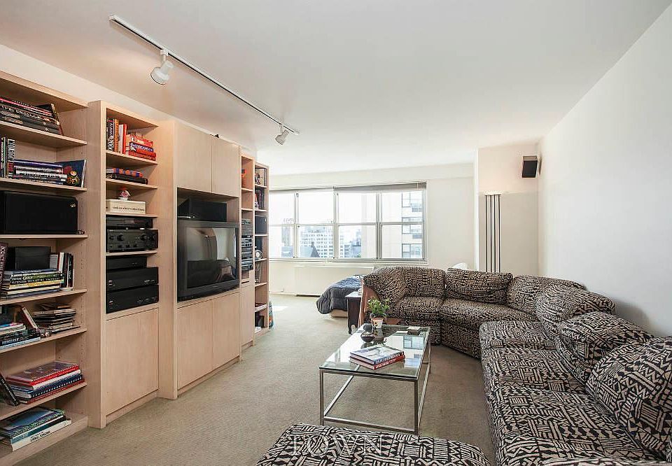 1st image of 205 3rd Ave APT 15D