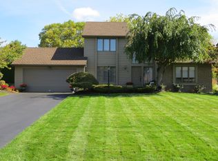 12 Windsor Way, Fairport, NY 14450