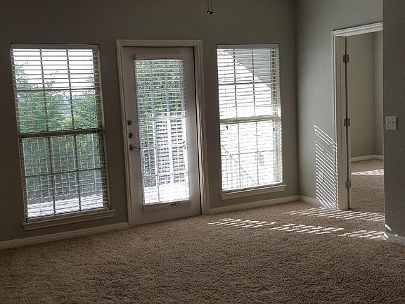 3rd image of 6810 Deatonhill Dr