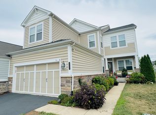 42388 Grahams Stable Sq, Ashburn, VA 20148