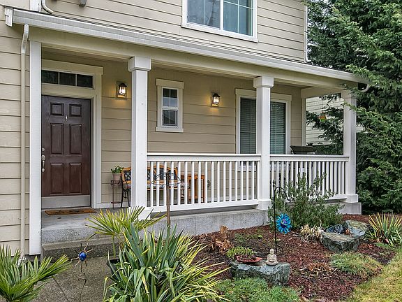 2nd image of 1147 32nd Pl NE