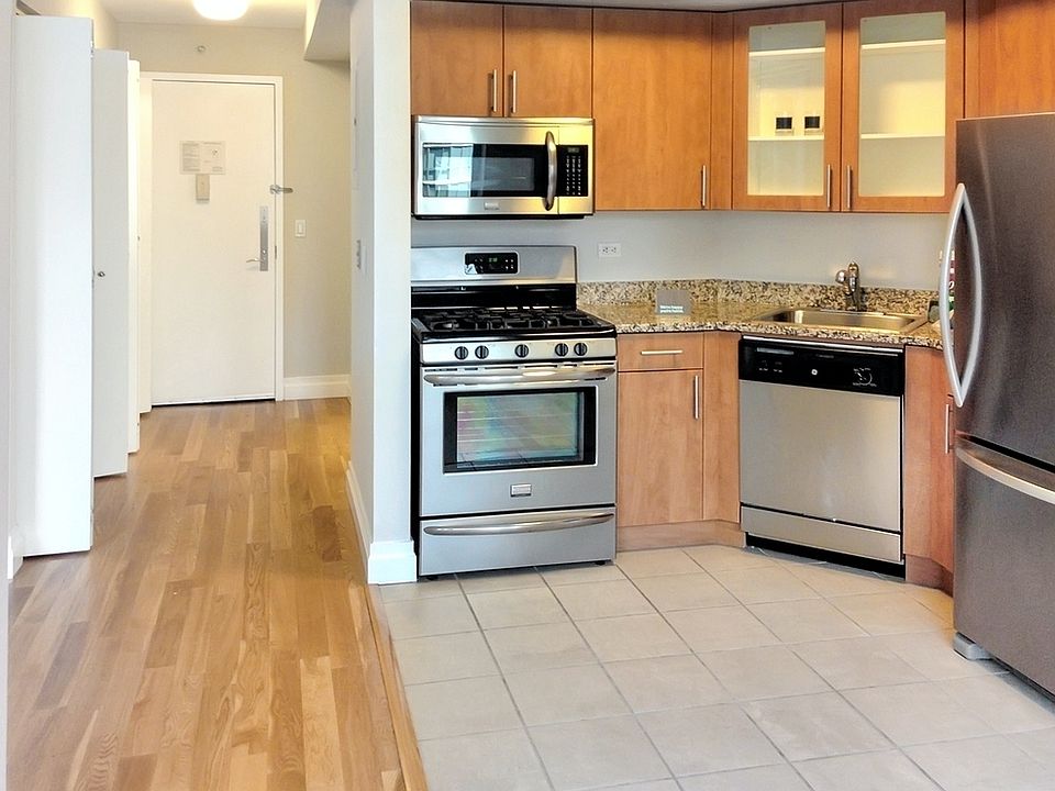 1st image of 776 6th Ave #14B