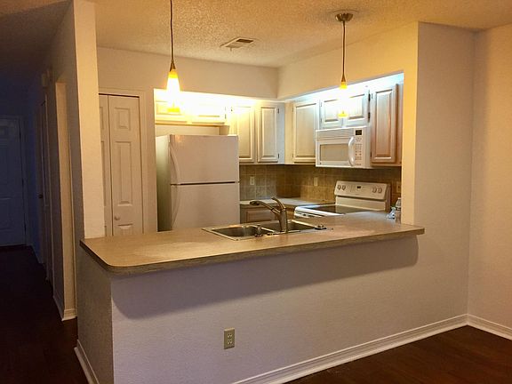 3rd image of 3542 Woodwards Cove Ct