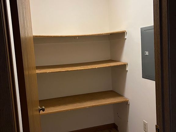 5th image of 220 N Brookwood Dr #124