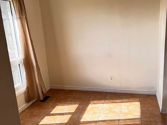 5th image of 700 Paisley Rd #24
