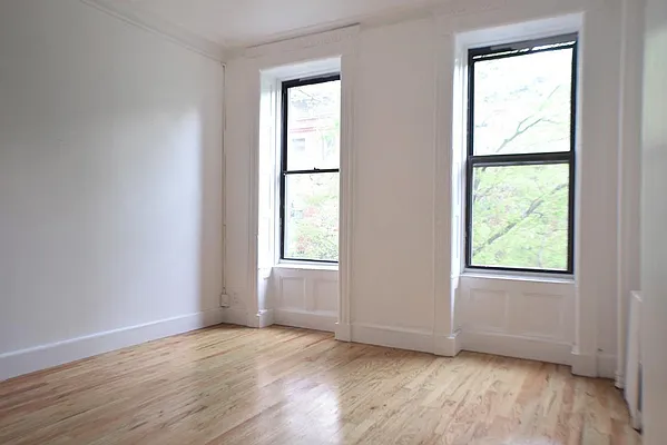 Rented by Immac Realty | media 30