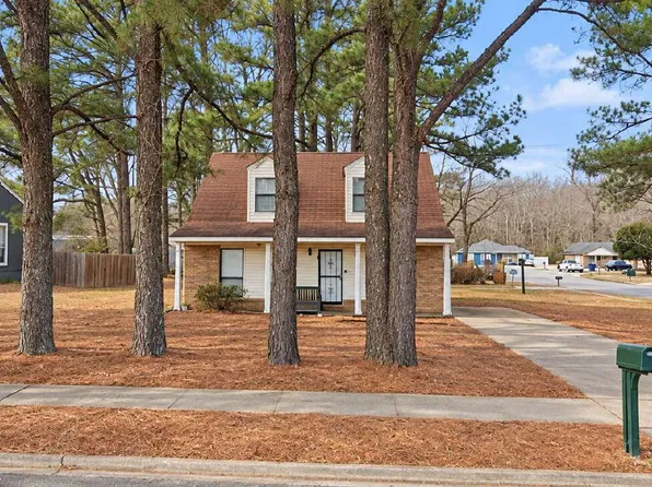 5100 Corkwood Dr, Memphis, TN 38127