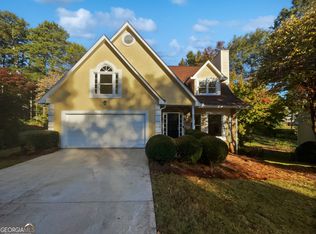 1524 Yorktown Dr, Lawrenceville, GA 30043