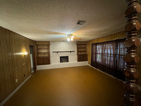2nd image of 4732 Spiva Dr