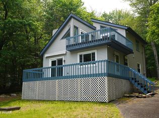 1015 Emerald Ave, Gouldsboro, PA 18424