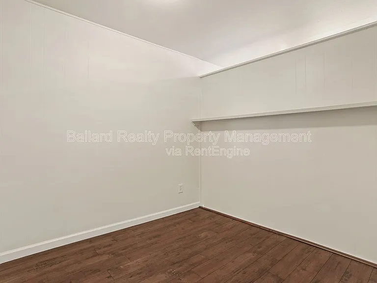 9030 Greenwood Ave N #106 — Photo 10