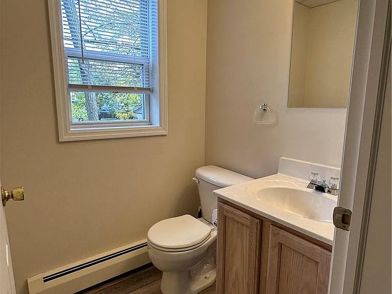 35 Bridge St #B — Photo 8