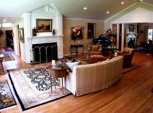 825 Saddlewood Ln, Houston, TX 77024