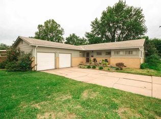 1097 Patricia St, Wichita, KS 67208