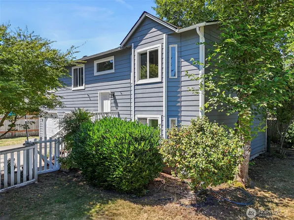 26603 220th Place SE, Maple Valley, WA 98038