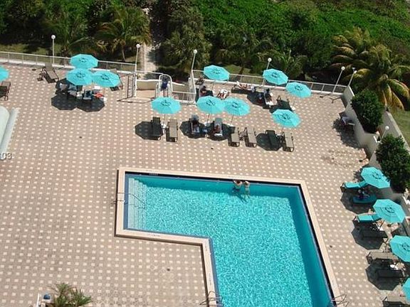 3rd image of 5701 Collins Ave APT 1104