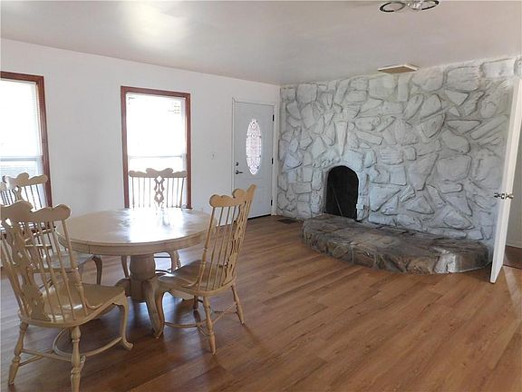 5th image of 311 Bryant Rd