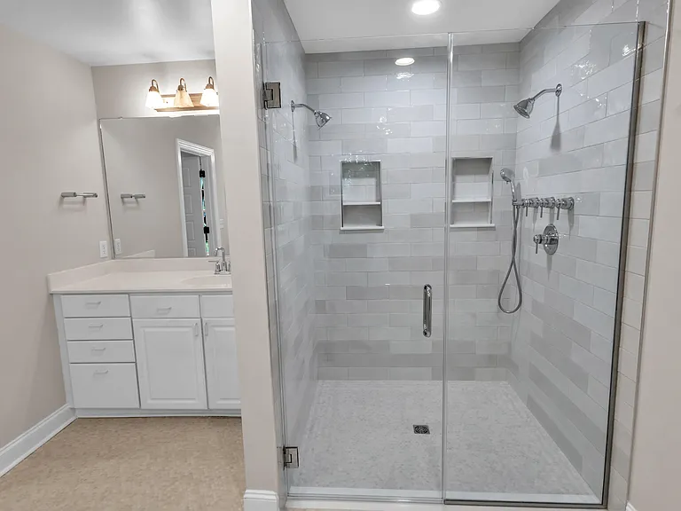 1225 Winston St — Photo 29