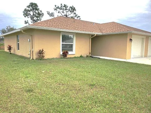 1192 Oceanic Rd Photo 1