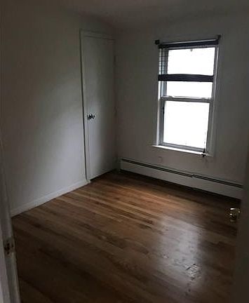 4th image of 50 Parker Ave