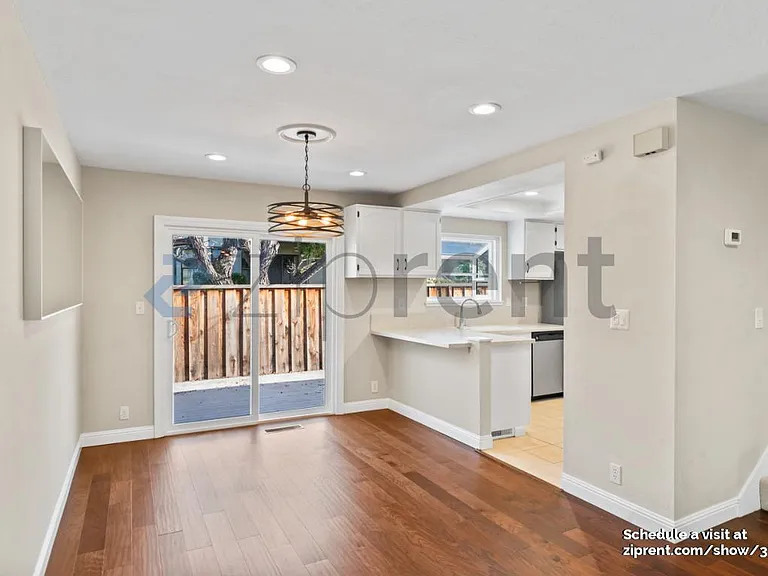 2950 Moorpark Ave — Photo 9